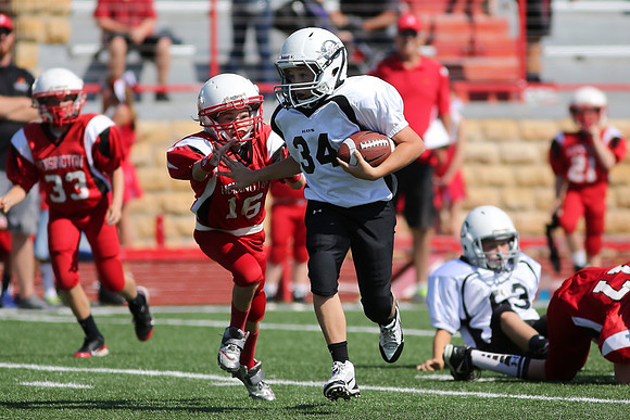 Hoisington vs. Hays 6th Grade Football