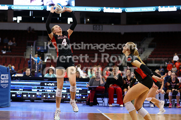 Little River vs Flinthills at the 1AD1 State Volleyball Tournament