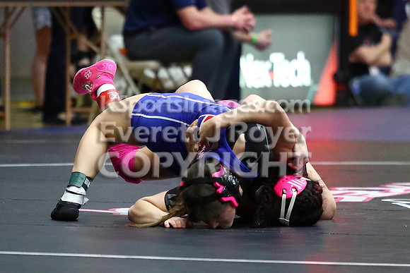 Kaylynn Crawford (Ellinwood HS) 26-16, Fr. over Angela Berreras (Leoti-Wichita County HS) 33-15, So. (Fall 3:25)