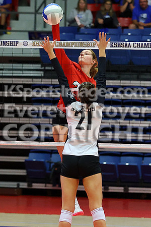 Hoisington vs Neodesha Pool Play at the 3A State Volleyball Tournament