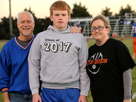 Triplains/Brewster at Otis-Bison on Friday, October 21, 2016.