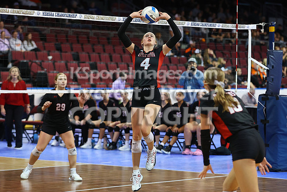 Little River vs Flinthills at the 1AD1 State Volleyball Tournament