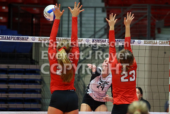 Hoisington vs Neodesha Pool Play at the 3A State Volleyball Tournament