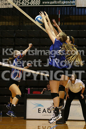 Otis-Bison defeated Beloit St. John's-Tipton in a semifinal game at the KSHSAA Class 1AD2 Volleyball State Championship on Saturday, October 28, 2017.  (Photo: Everett Royer, www.ksportsimages.com)