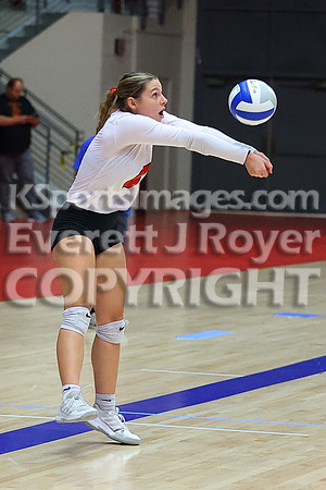 Hoisington vs Neodesha Pool Play at the 3A State Volleyball Tournament